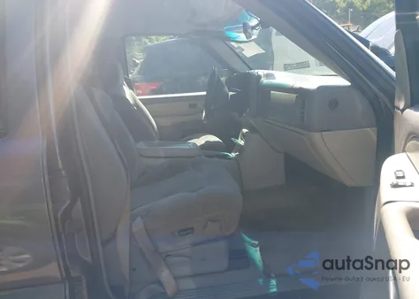 2001 Chevrolet Tahoe Ls z USA, uszkodzony, nr VIN 1GNEC13T01R137713